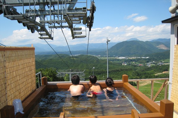 赤倉温泉の風景　赤倉温泉スキー場　天空の湯(現在は終了しました)